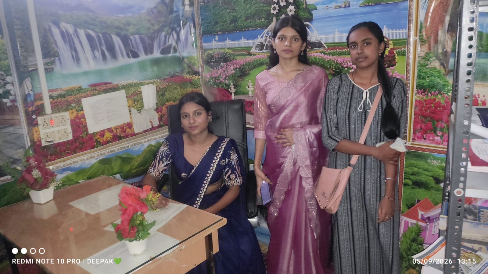 शिक्षक दिवस पर इंटर की छात्रा शशि वर्मा बनी एक दिन की प्रिंसिपल