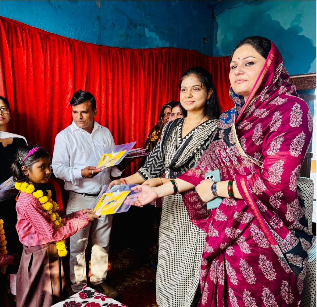 शिक्षा चौपाल में छात्र ,छात्राओं और अभिभावकों को किया गया जागरूक
